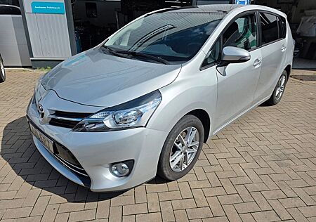Toyota Verso SkyView Edition