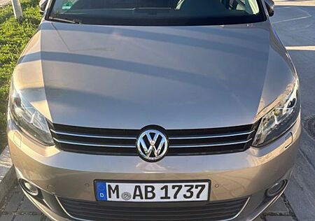 VW Touran Volkswagen 1.6 TDI DSG Highline BlueMotion Tech ...