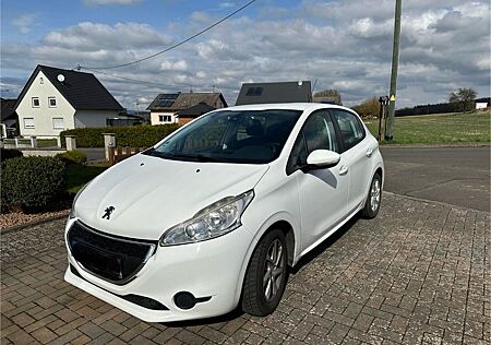 Peugeot 208 VTI 81 PS