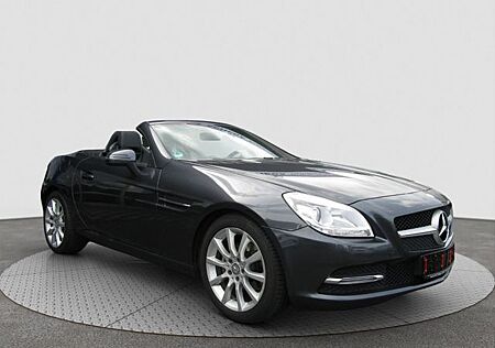 Mercedes-Benz SLK 200 BlueEFFICIENCY PSSD SHZ NAVI S-SITZ 1-HD