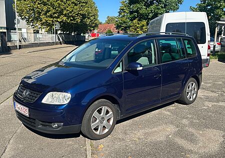VW Touran Volkswagen 1.9 TDI 77kW DSG/7.Sitzer/Klimatr.