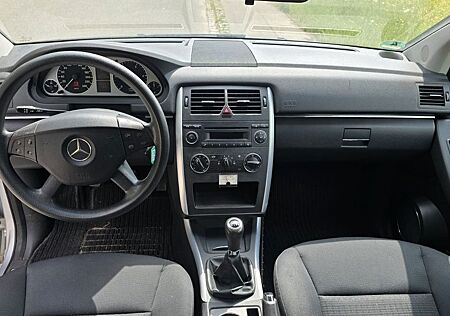 Mercedes-Benz B 180 CDI -