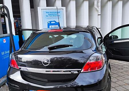 Opel Astra GTC 1.6 116 ps