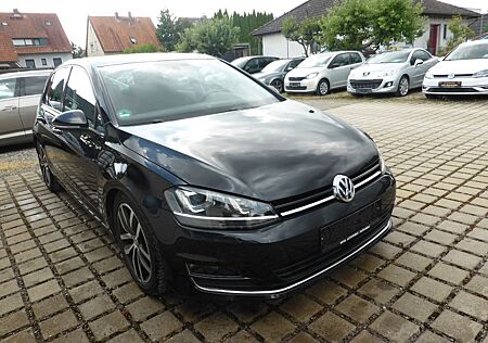VW Golf Volkswagen VII Lim. Highline Bi-Xenon Alcanta SHZ Temp