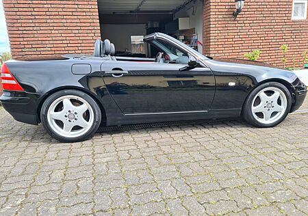 Mercedes-Benz SLK 200 Cabrio Roadster