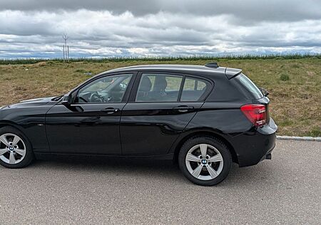 BMW 116i Sport Line Sport Line