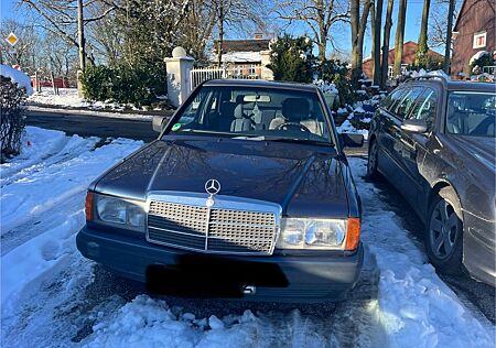 Mercedes-Benz 190 E 1.8