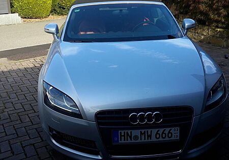 Audi TT Roadster 2.0 TFSI S tronic -
