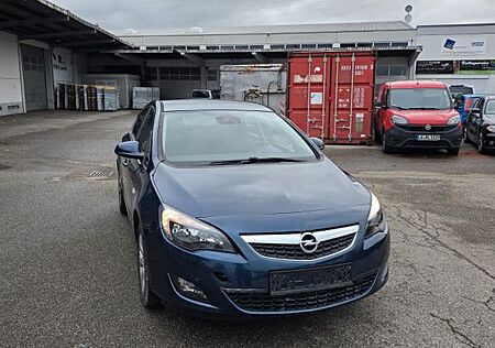 Opel Astra 1.6 Design Edition Automatik Design Ed...
