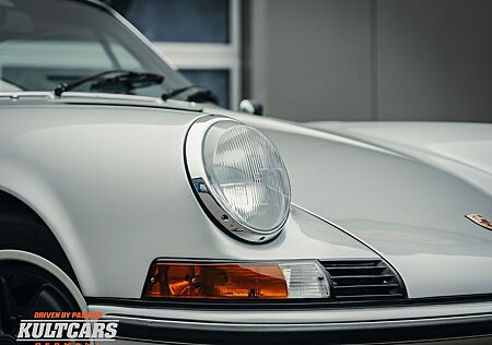 Porsche 911 Urmodell 911 T Targa 2.4 Ölklappe - KULT CARS GERMANY