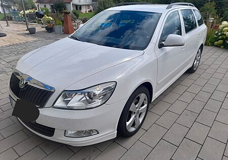 Skoda Octavia 2.0 TDI Ambition Combi Ambition