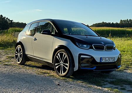 BMW i3s (120 Ah), Navi, SHZ, PDC, Akku 100% Kapazitä