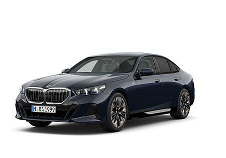 BMW 520i M SPORT Parking Plus harman/kardon Sitzbelü