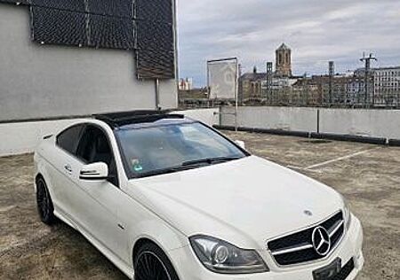 Mercedes-Benz C 350 BlueEFF. Coupé Edition 1 Autom. Edition 1