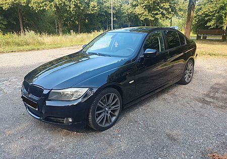 BMW 318i E90 Facelift - TÜV bis 2/27