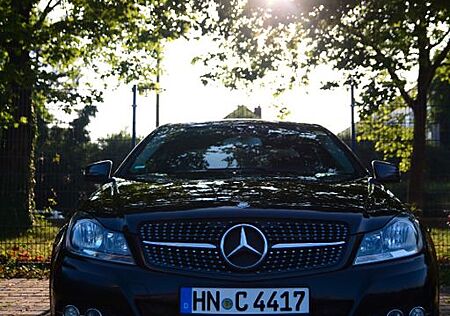 Mercedes-Benz C 180 Coupé -