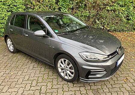 VW Golf Volkswagen Highline 1.5 110TSI DSG, R-Line