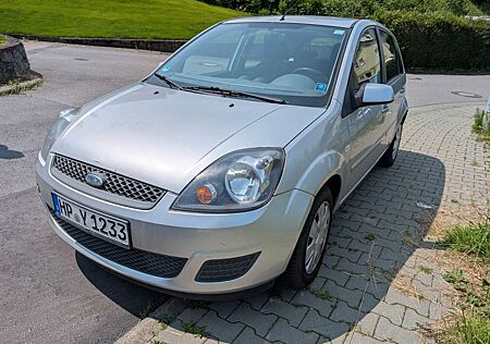 Ford Fiesta 1,3 44kW Style, 2.Hand, 4-Türen, HU 11/25
