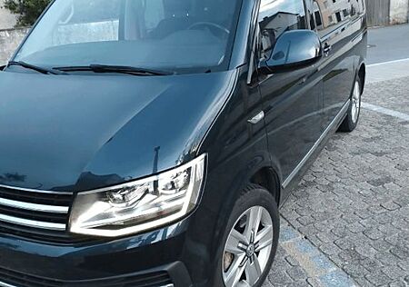 VW T6 Multivan Volkswagen Highline Kamera ACC Leder
