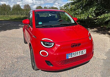 Fiat 500E (RED) Limousine 42 kWh (RED)