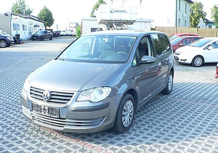 VW Touran Volkswagen Conceptline 1.6