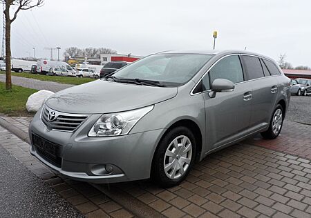 Toyota Avensis 1.8 Kombi Sol TÜV & Service NEU