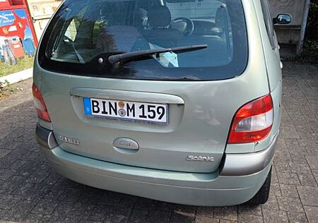 Renault Megane 1.6 16V Privilege Expression