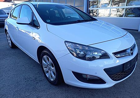 Opel Astra 1.6 Active Automatik