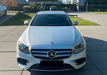 Mercedes-Benz E 400 4MATIC AMG AVANTGARDE Multibeam Burmester