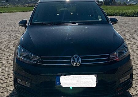 VW Touran Volkswagen 1.2 TSI BMT Allstar Comfortline mit AHK