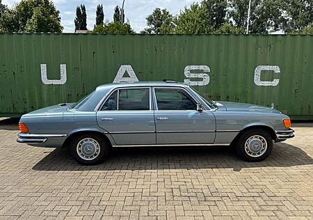 Mercedes-Benz 280 SE