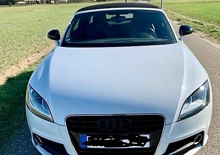 Audi TT Roadster 2.0 TFSI -Cabriolet 2xS Line