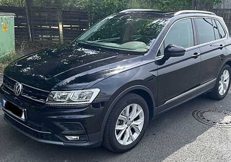 VW Tiguan Volkswagen 2.0 TDI Highline DSG AHK