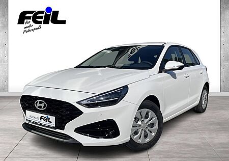 Hyundai i30 Advantage DAB LED RFK Klimaaut. PDC