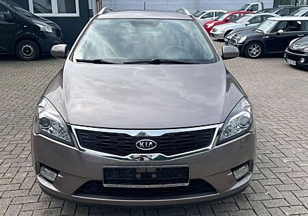 Kia Cee'd / Ceed