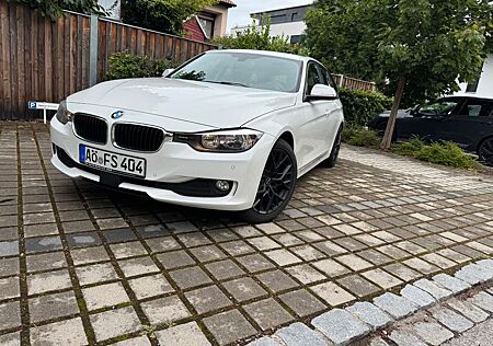 BMW 320d Touring - Klimaaut. Bluetooth, ACC