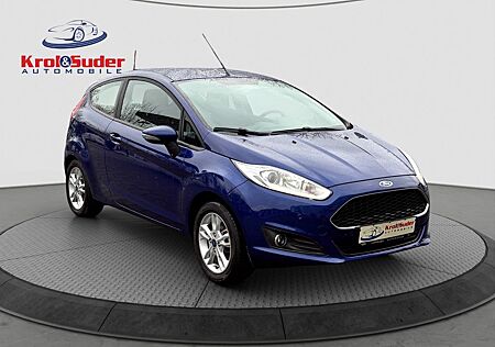 Ford Fiesta Celebration mit Einparkhife