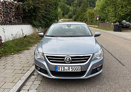 VW Passat CC Volkswagen 1.8 TSI / Tempomat / Elektro. Parkbr.