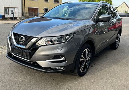 Nissan Qashqai N-Connecta Navi Pano SHZ PDC Kamera