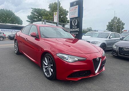 Alfa Romeo Giulia Super/Leder/Navi/Klima/Xenon/Cruise/Pdc/