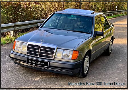 Mercedes-Benz 300 TD TURBO DIESEL ** ERSTKLASSIGER ZUSTAND **