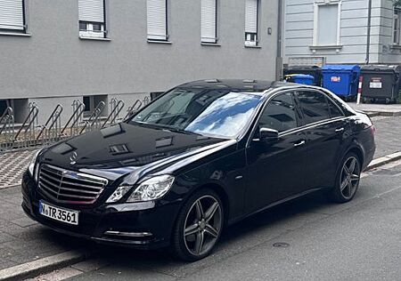 Mercedes-Benz E 250 CDI 4MATIC BlueEFF. ELEGANCE Aut. ELEGANCE