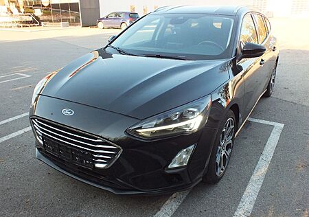 Ford Focus 1,5 EcoBlue 88kW Titanium Standheizung