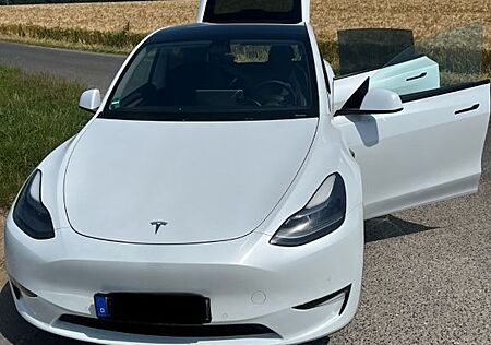 Tesla Model Y Long Range Dual Motor AWD Long Range