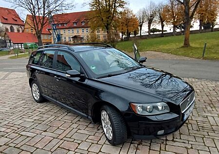 Volvo V50 2.0 Diesel TÜV neu Vollausstattung