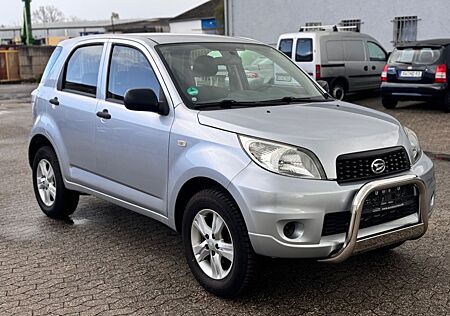 Daihatsu Terios 1.5 77kW - 2.Hand - Klima - TÜV+ÖL NEU !