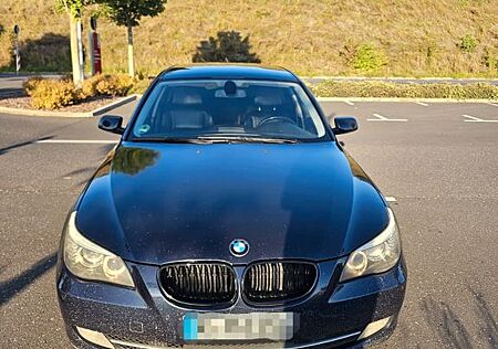 BMW 530d Touring | HU 10/26 | 3 Schl. | 8-fach