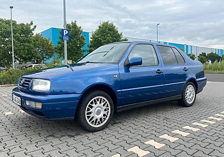 VW Vento Volkswagen 1.6 GLX