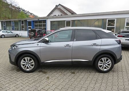 Peugeot 3008 130 PS Benzin Navi Dyn. Kurvenlicht SHZ Spu