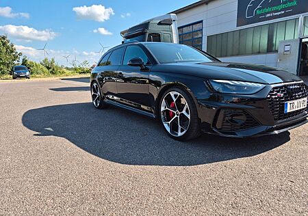 Audi RS4 Competition Schalen/B&O/AHK